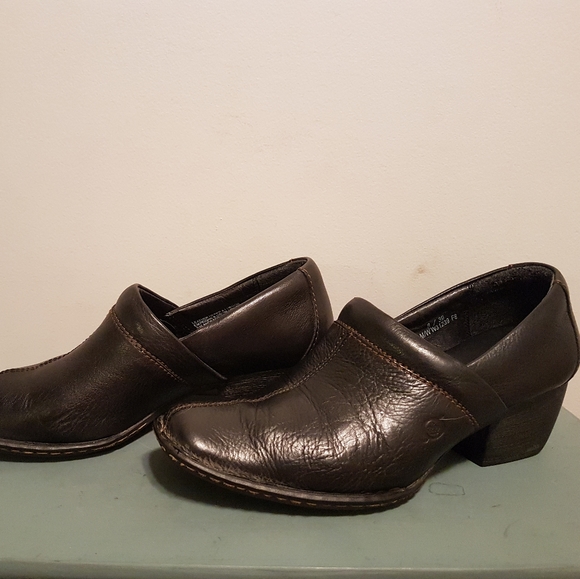 Born black heeled leather shoes - Picture 1 of 6